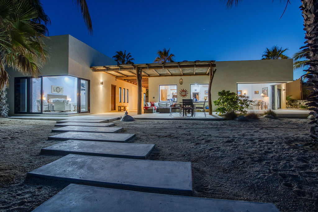 Front yard landscape